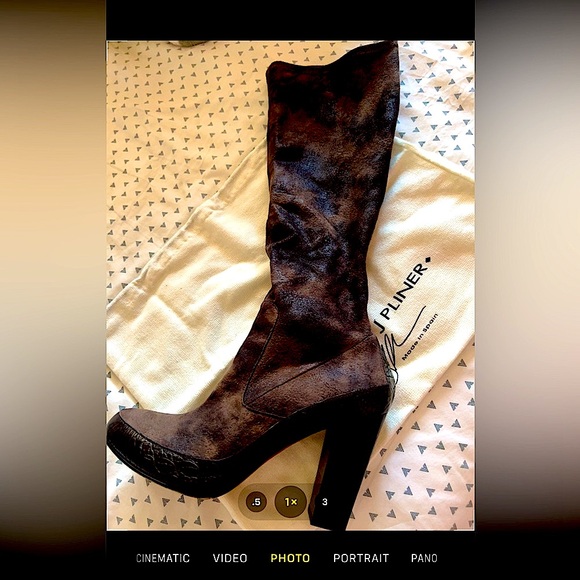 DONALD J PLINER HIGH LEG BOOTS - Picture 3 of 13